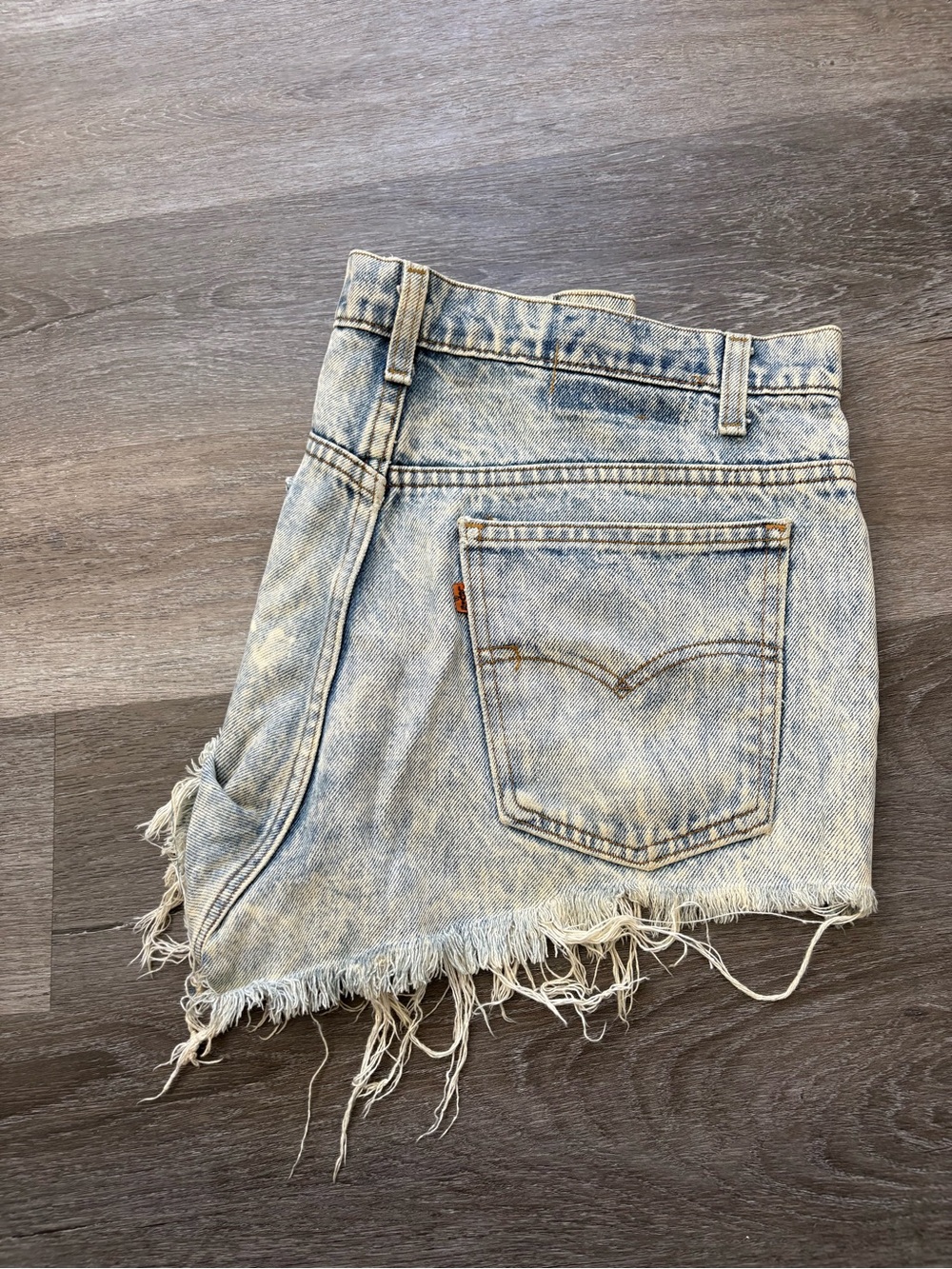90’s orange tab Levi’s shorts